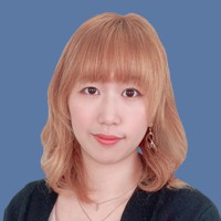 月野ディアナ先生